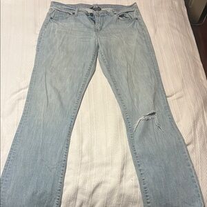 Light Blue Distressed Women's Jeans